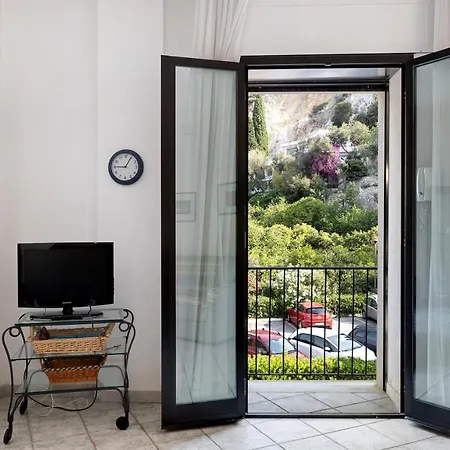 Appartement 13 Mehari Varigotti