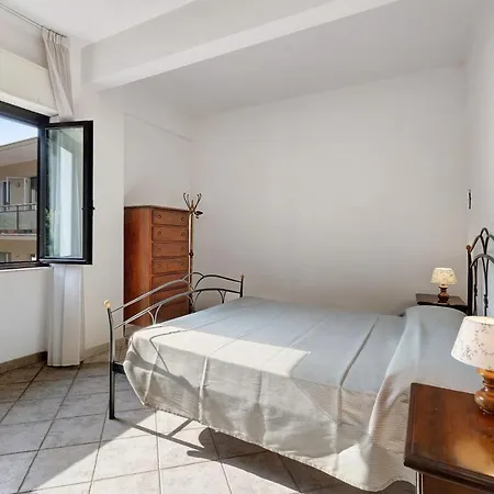 13 Mehari Apartment *
