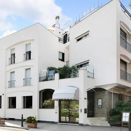 13 Mehari Apartment