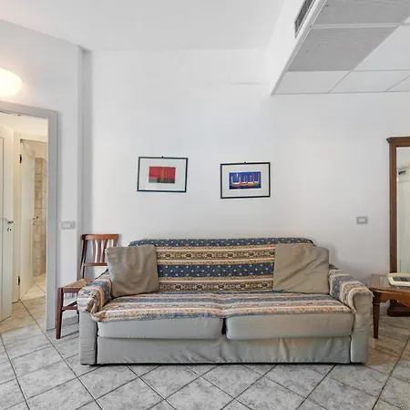13 Mehari Appartement Varigotti